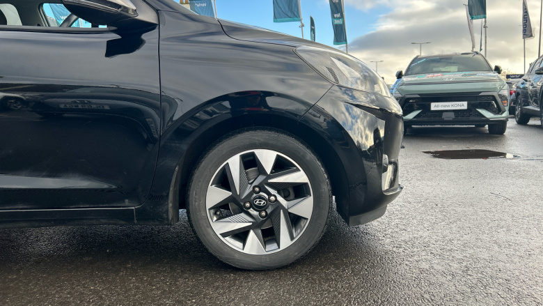 Hyundai i10 1.0 Advance 5dr Petrol Hatchback